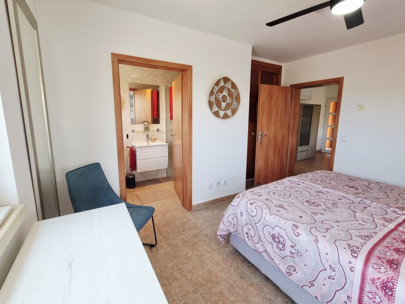 3 - Zimmer Penthouse in Cala Mandia