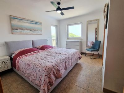 3 - Zimmer Penthouse in Cala Mandia