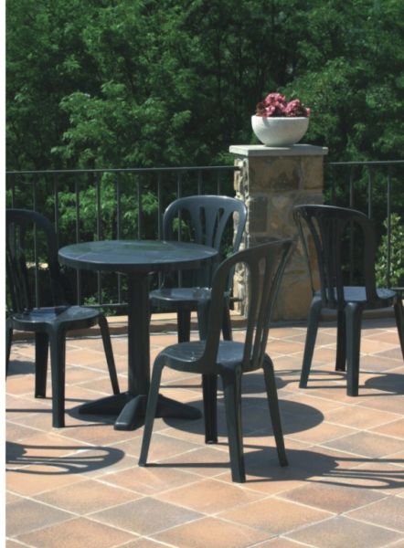 30 outdoor chairs for sale