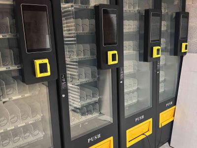 3x Verkaufsautomaten TCN mit Nayax Touchscreen Mallorca