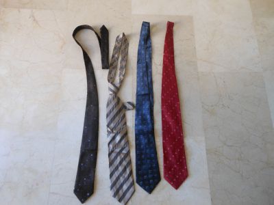 4 Herren- Krawatten...alle zus. 10 €