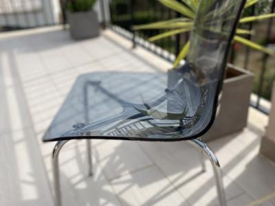 4 Hochwertige Esszimmer-/Küchenstühle weiß/rauchglas