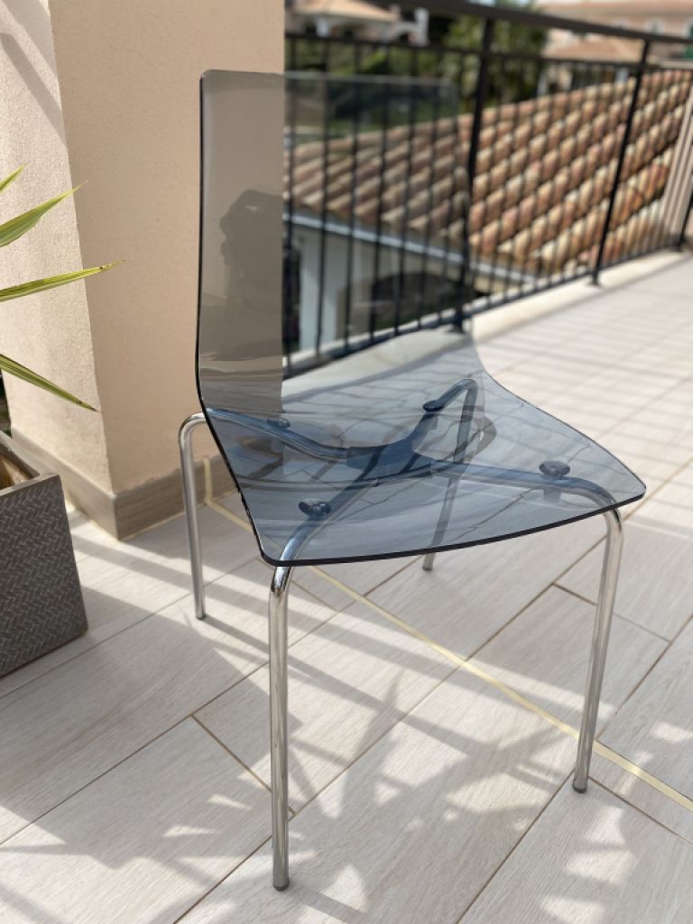 4 Hochwertige Esszimmer-/Küchenstühle weiß/rauchglas