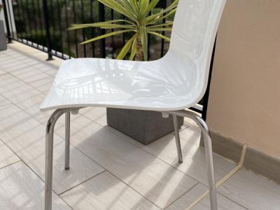 4 Hochwertige Esszimmer-/Küchenstühle weiß/rauchglas