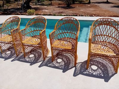 4 sillones de fibra de vidrio de alta calidad con aspecto artesanal
