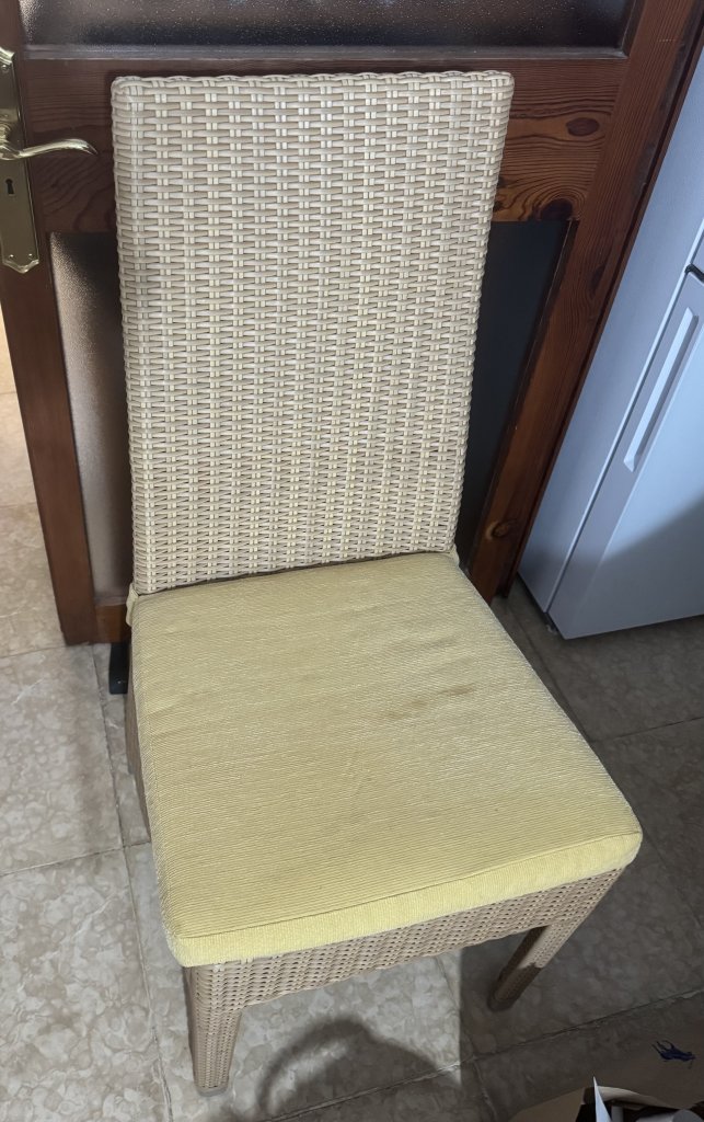 4 Sillas de Comedor de Ratán con Cojines