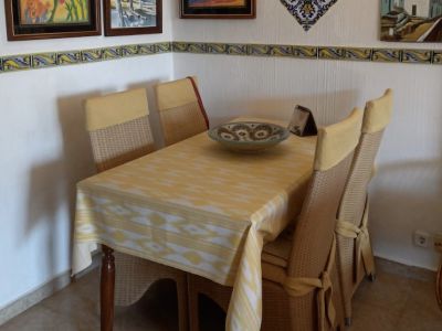 4 Sillas de Comedor de Ratán con Cojines