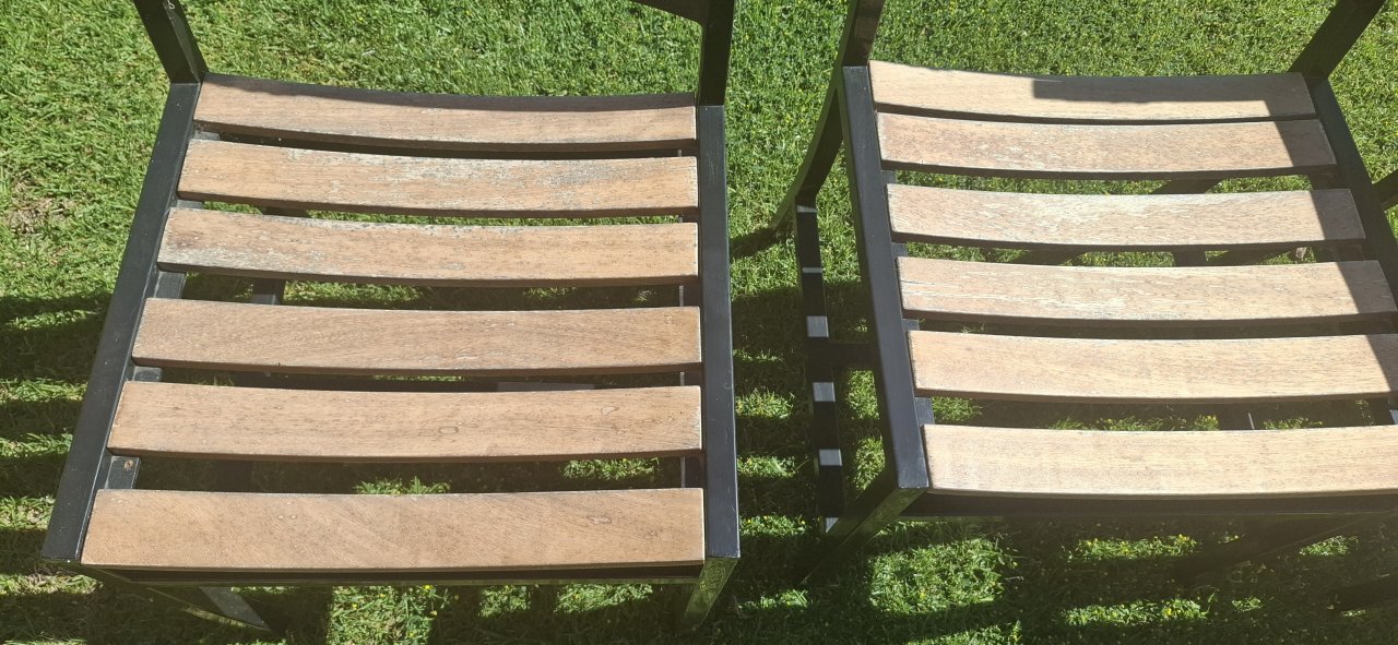 4 robuste Gartenstühle