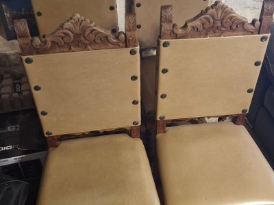 4 Stühle zu verkaufen