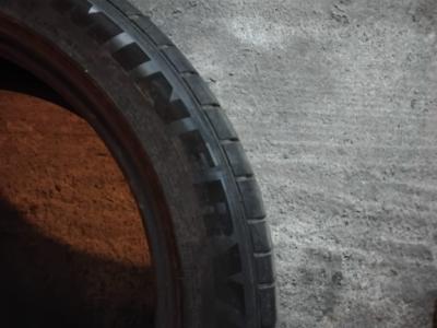 4x Like-new car tires / barely used