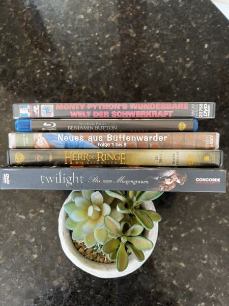 5 well-known feature films on original DVD for sale