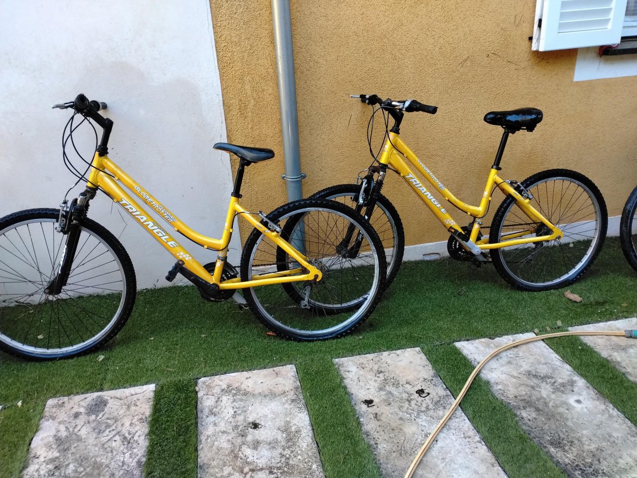 6 Fahrraeder