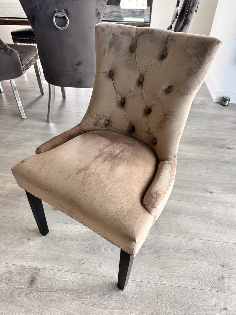 8 elegante Samt-Esszimmerstühle im Chesterfield-Stil mit Ringgriff  Komplettset (Palma)