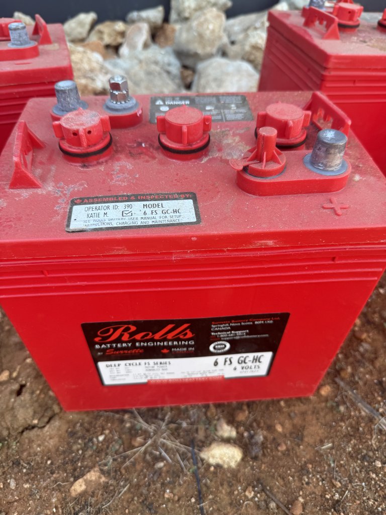 8 Solarbatterien 6V 48V Batteriespeicher für Inselanlage