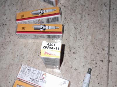 8x NGK Zündkerze ZFR6F-11, 4291, Yellow Box