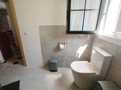 A PARTIR DEL 27 DE JUNIO; Chalet con jardín, piscina y calefacción por suelo radiante en Cala Llombards -- CH 87