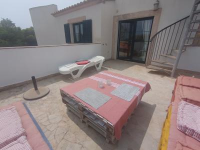 A PARTIR DEL 27 DE JUNIO; Chalet con jardín, piscina y calefacción por suelo radiante en Cala Llombards -- CH 87