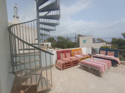 A PARTIR DEL 27 DE JUNIO; Chalet con jardín, piscina y calefacción por suelo radiante en Cala Llombards -- CH 87