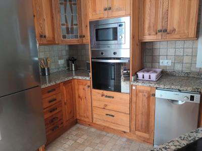 A PARTIR DEL 27 DE JUNIO; Chalet con jardín, piscina y calefacción por suelo radiante en Cala Llombards -- CH 87