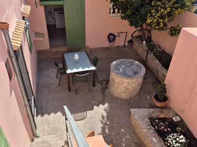 AB NOV 26 : Typisch mallorquinisches Dorfhaus auf 2 Etagen in Ariany -- DH 20