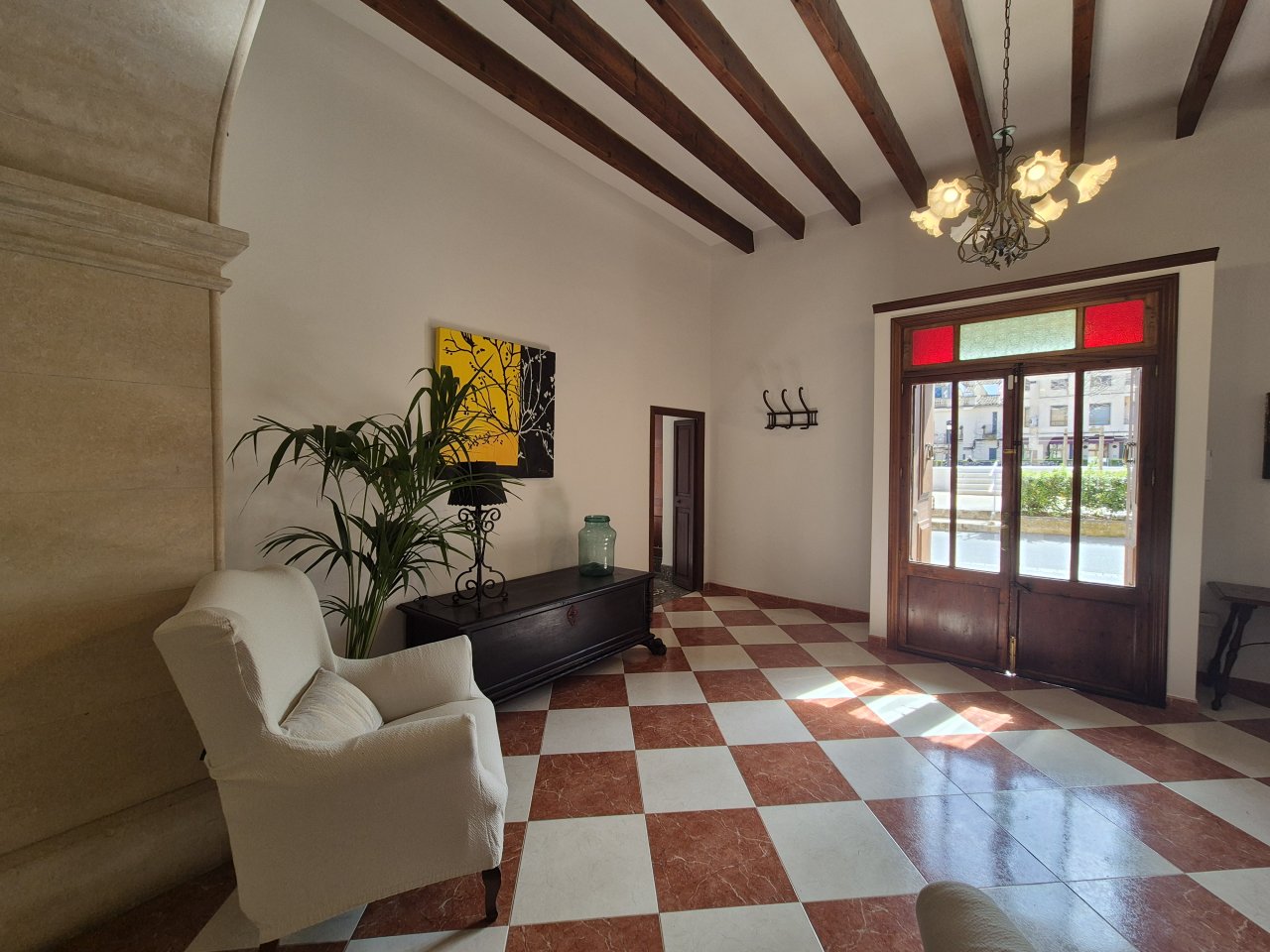 AB NOV 26 : Typisch mallorquinisches Dorfhaus auf 2 Etagen in Ariany -- DH 20
