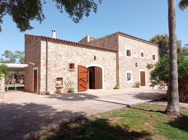 AB NOV frei: Grosse Finca mit Pool und Heizung bei Portocolom-- F 195