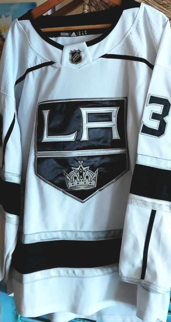 ADIDAS Shirts + Hosen