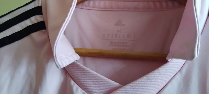 ADIDAS Shirts + Hosen