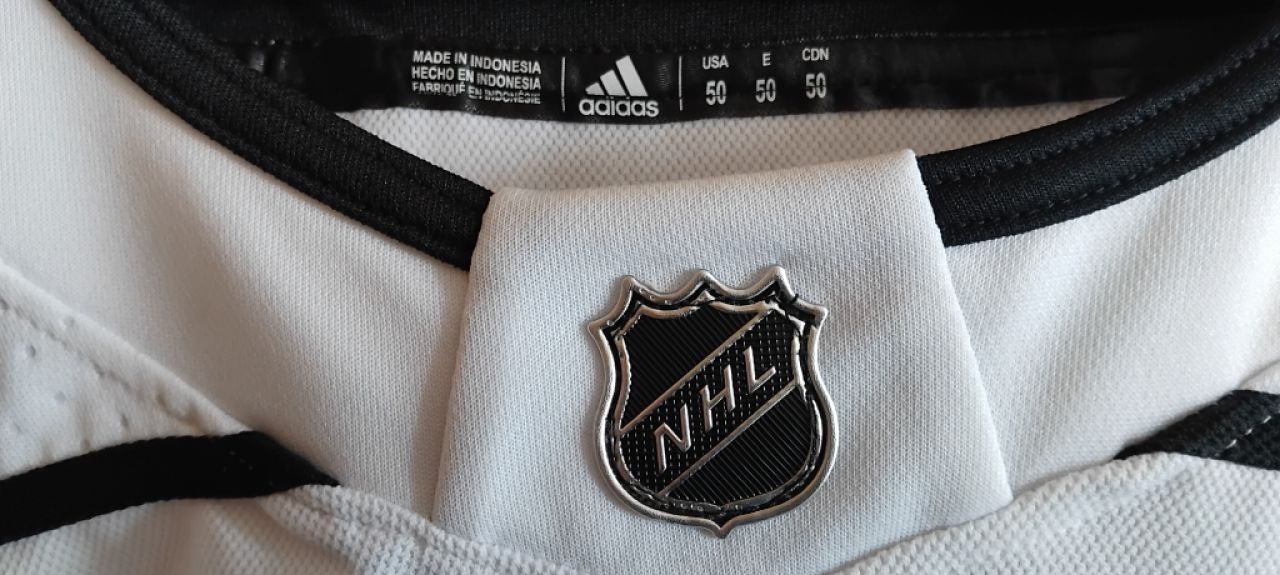 ADIDAS Shirts + Hosen