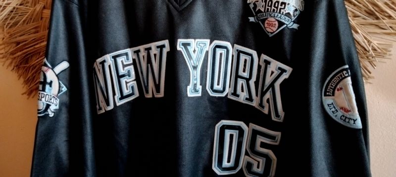 ADIDAS Shirts + Hosen