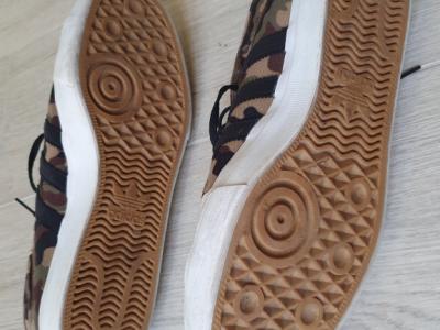 ADIDAS Turnschuhe !!! NEUWERTIG!!!