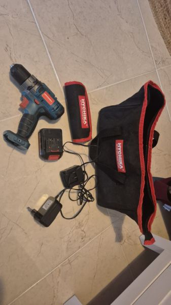 Atornillador a batería 12V, taladro atornillador HYCHIKA 30N·m torque máx. con batería de 1500mAh