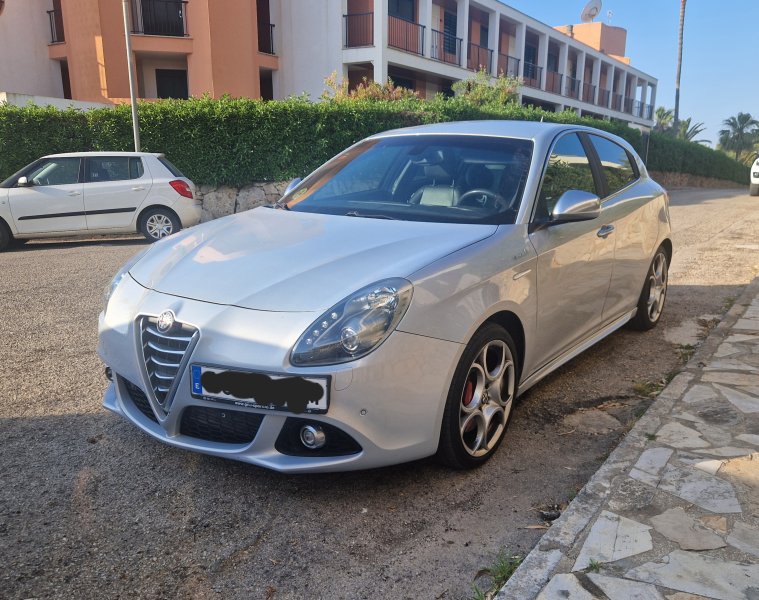 Alfa Romeo Giulietta 175 PS Diesel in Top-Sportausstattung