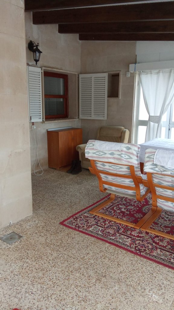 RENT: DETACHED SINGLE-FAMILY HOUSE (CHALET)