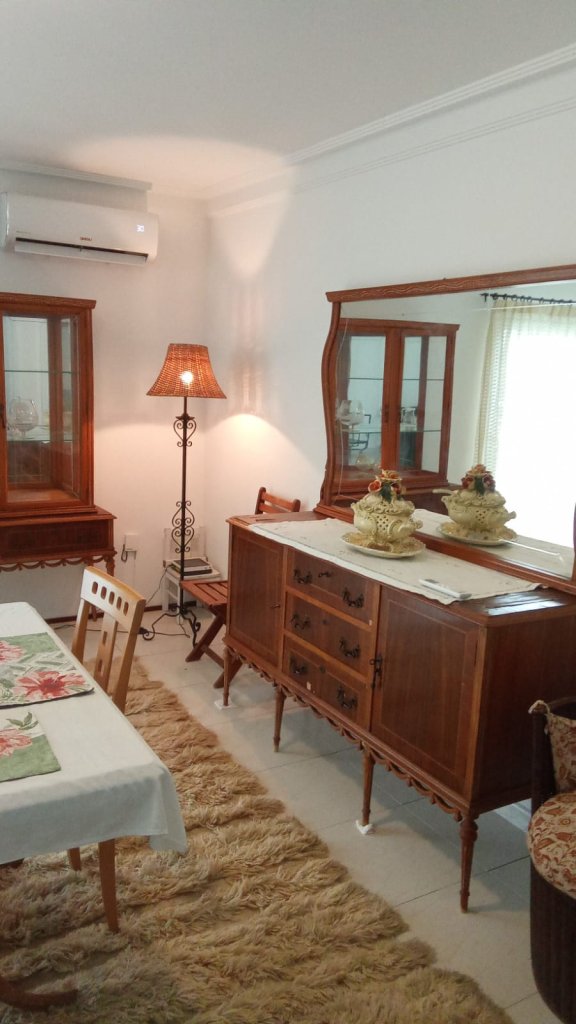RENT: DETACHED SINGLE-FAMILY HOUSE (CHALET)