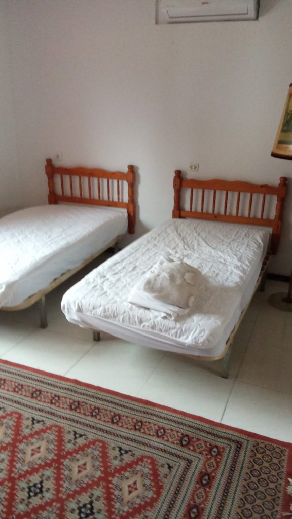 RENT: DETACHED SINGLE-FAMILY HOUSE (CHALET)