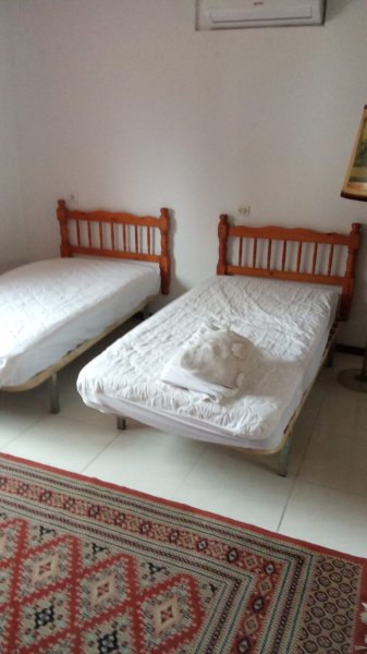 RENT: DETACHED SINGLE-FAMILY HOUSE (CHALET)