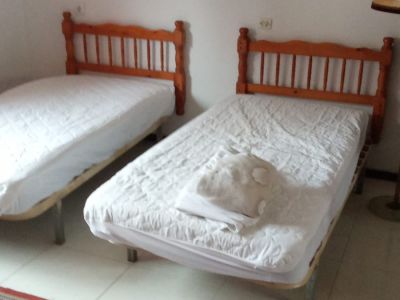 RENT: DETACHED SINGLE-FAMILY HOUSE (CHALET)