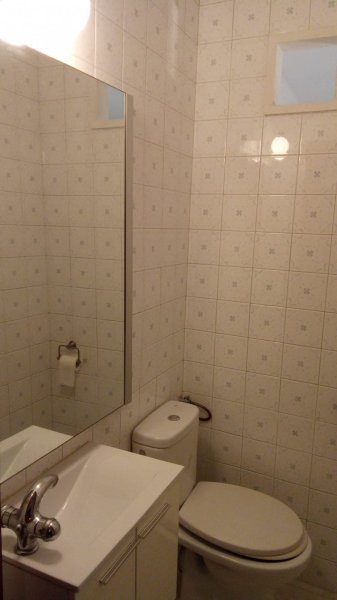 RENT: DETACHED SINGLE-FAMILY HOUSE (CHALET)