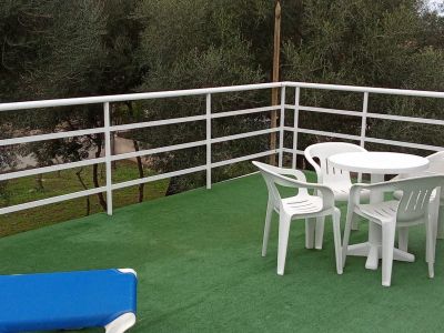 RENT: DETACHED SINGLE-FAMILY HOUSE (CHALET)