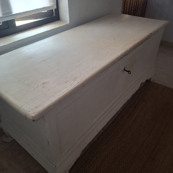 Alter mallorquinische baul / Truhe