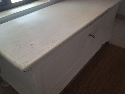Alter mallorquinische baul / Truhe
