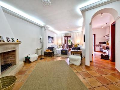 Andratx-Kurzzeitvermietung für 1 bis 2 Monate - Stadthaus mit Pool.