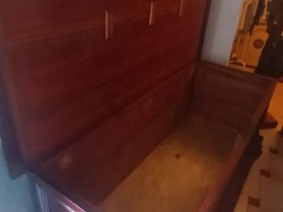 Antike Holzkommode - Truhe