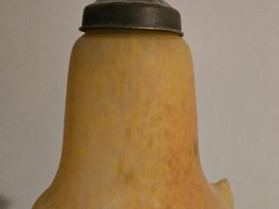 lámpara antigua modernista