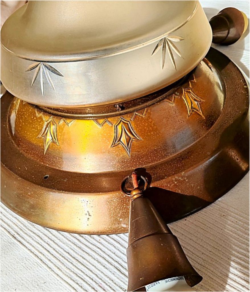 antike, sehr dekorative Deckenleuchte, Messing und Kristall, Jugendstil