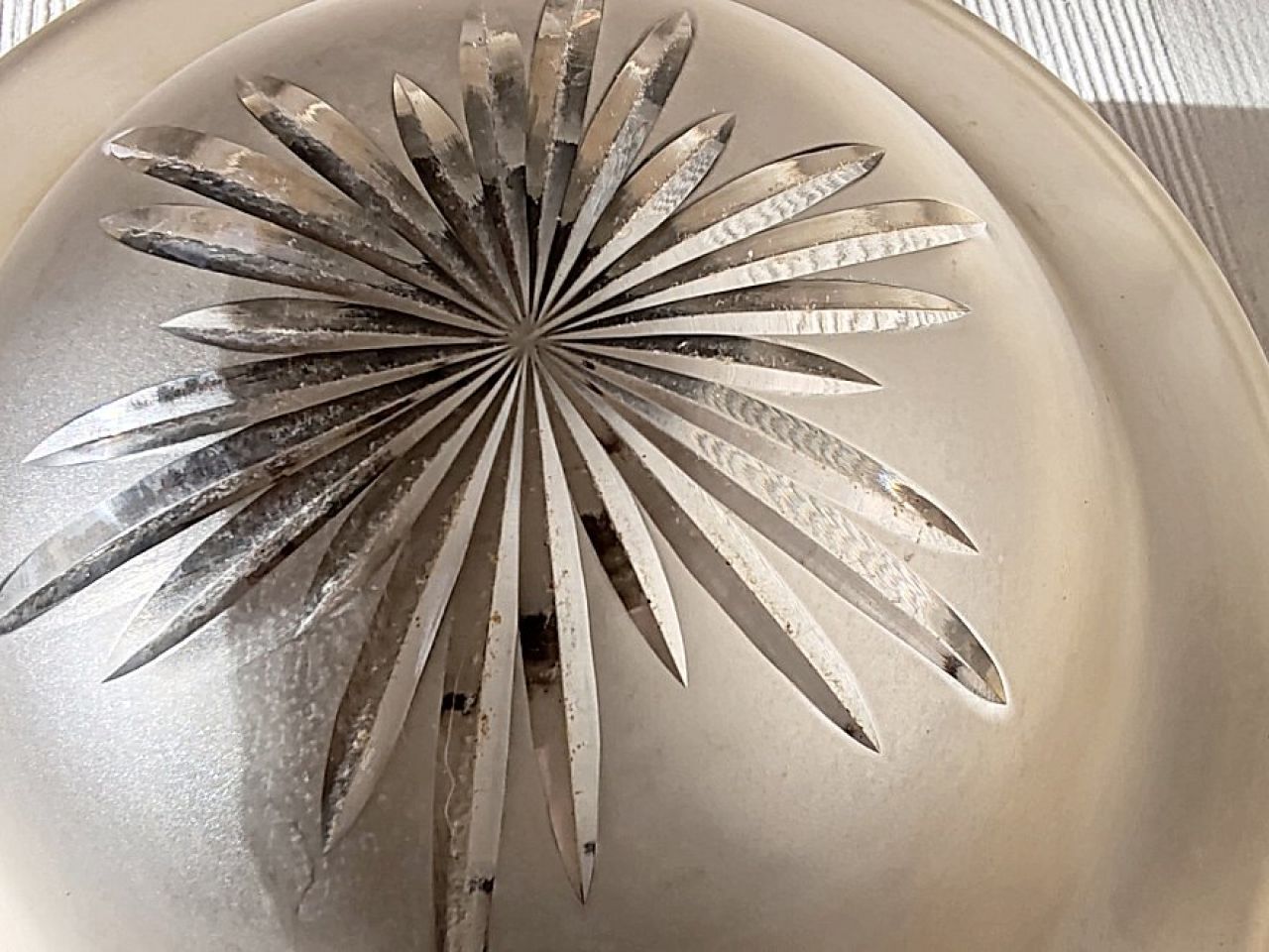 antike, sehr dekorative Deckenleuchte, Messing und Kristall, Jugendstil