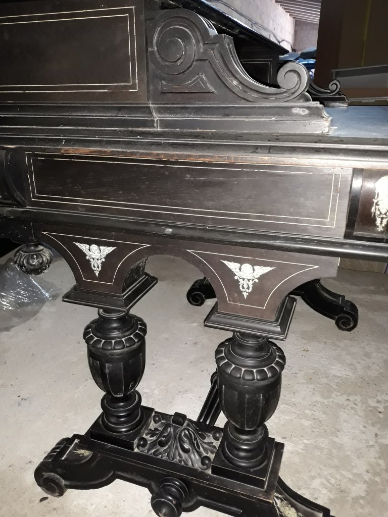 escritorio antiguo