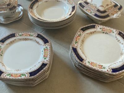 Antique English dinner service from Stratford / England