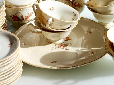 Antique Tettau Coffee Service (40 pieces) 12 persons Ivory Porcelain Gold Rim 1950s